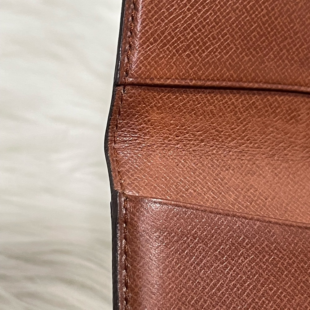 Card Case - Picture 10 of 16